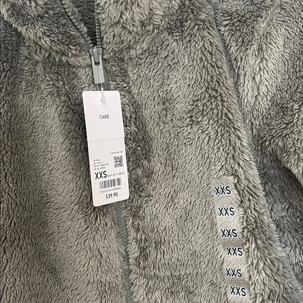 Olive Green Fluffy yarn fleece zip Uniqlo - Picture 3 of 5